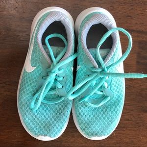 Nike 12c girls shoes